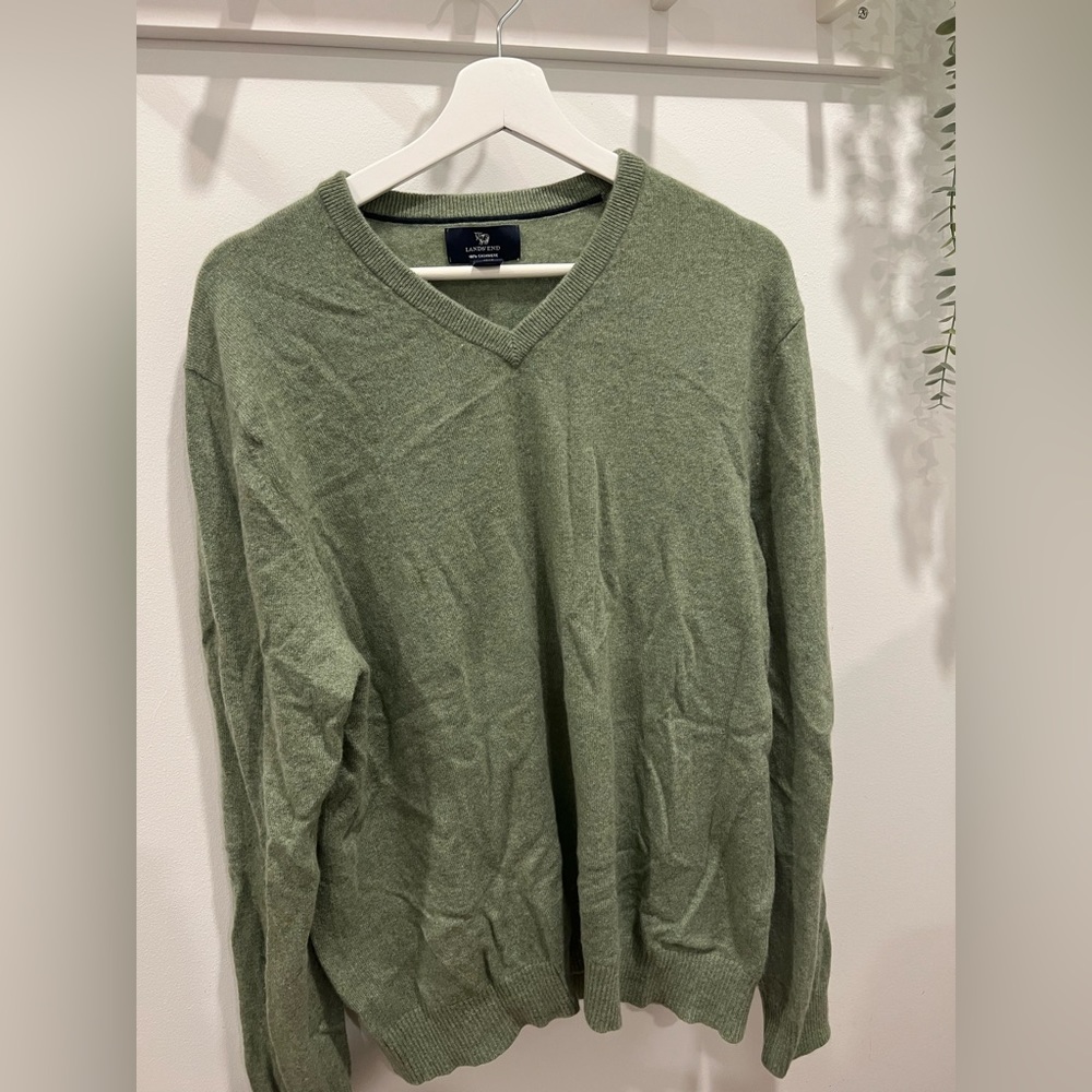 Lands End Sweater - Picture 2 of 3